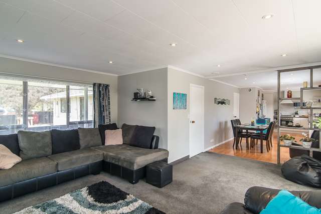 20 Atarau Grove Paraparaumu_4