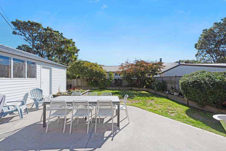 2 Atua Street Johnsonville_24