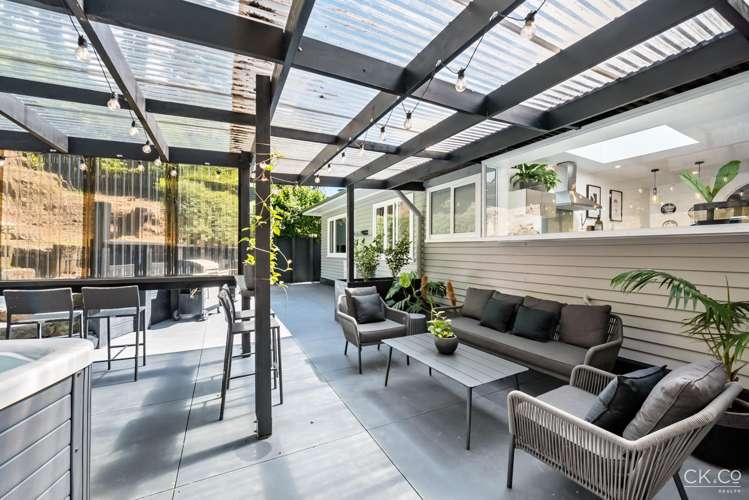 74 Elmslie Road Pinehaven_16