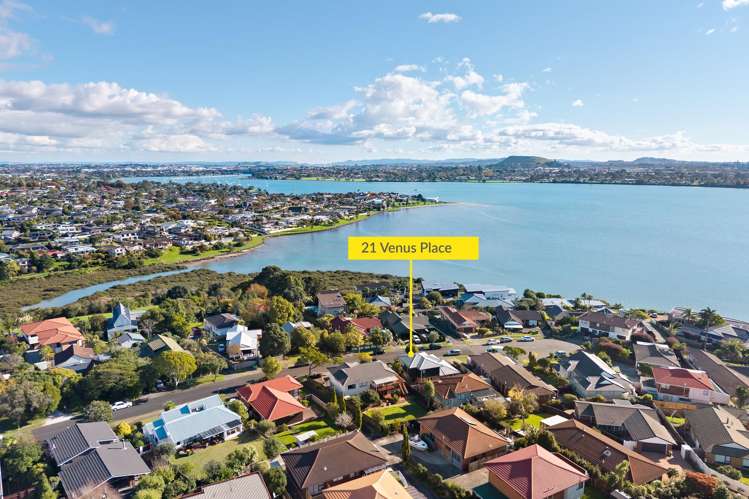 21 Venus Place Half Moon Bay_25