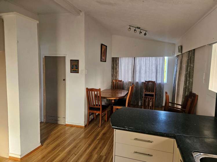 84 Settlement Road Papakura_2
