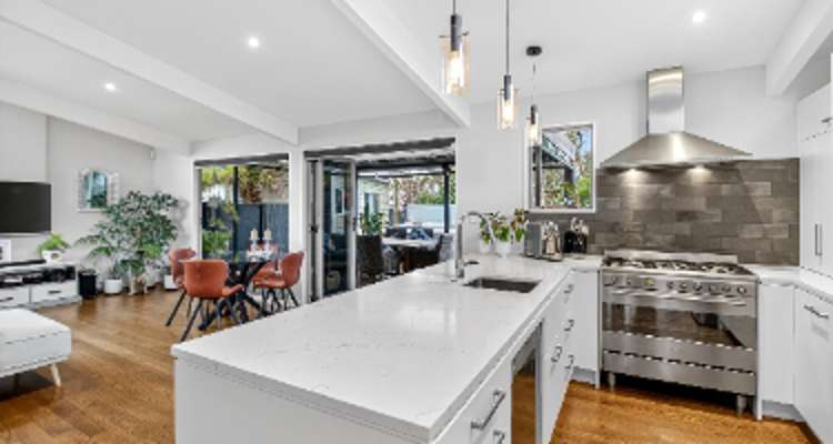 102 Walmer Road_0