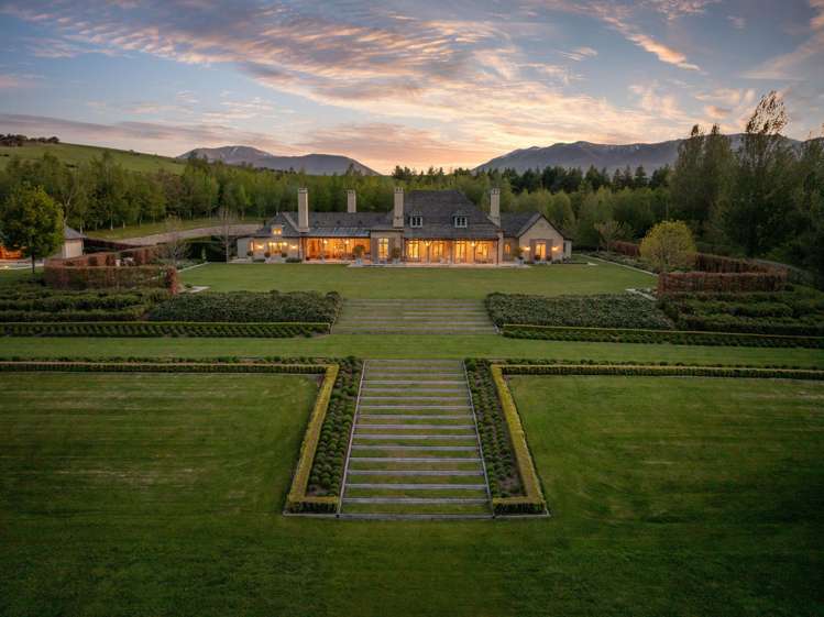 Mount Algidus Station_3