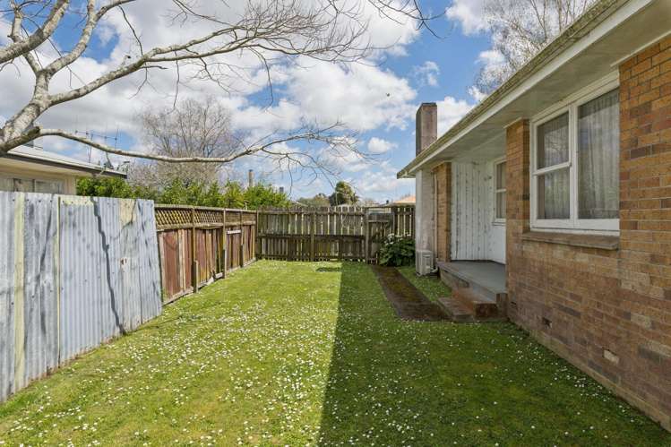 35 James Henry Crescent Huntly_16