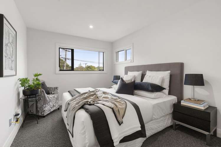 17 Handley Avenue Narrow Neck_13