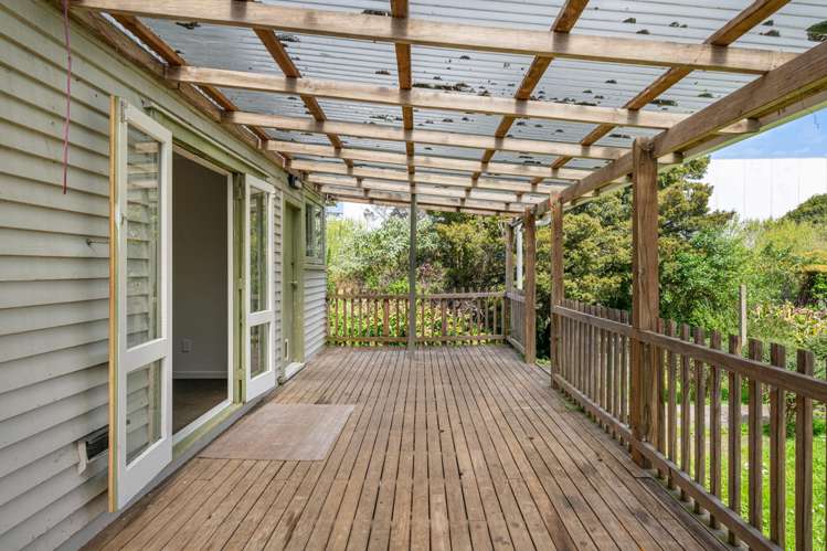 14 Blue Gum Avenue Silverdale_2
