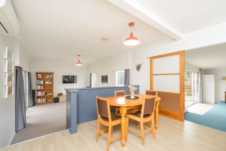 12 Walker Crescent Bulls_21