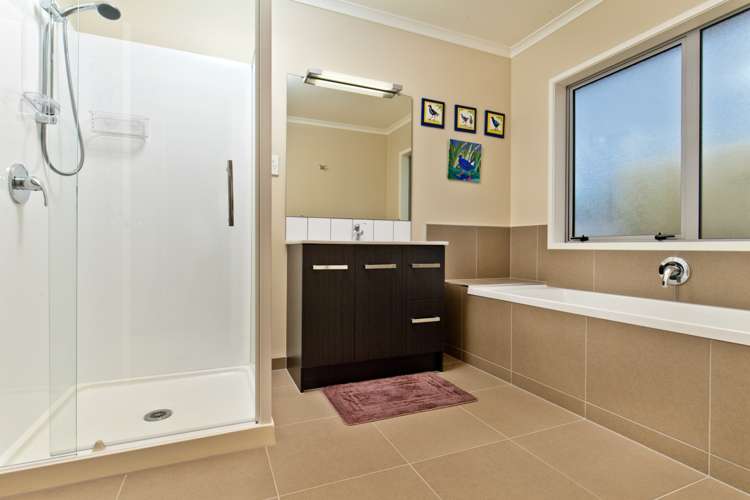 31 Northbrook Close Greenhithe_12