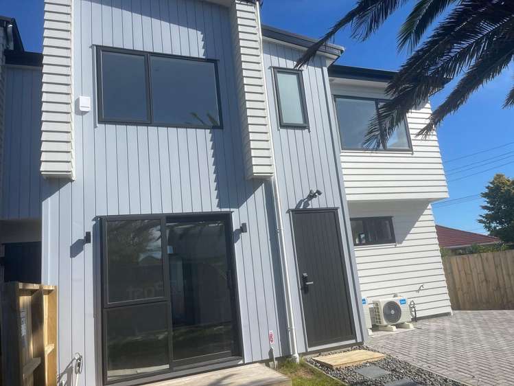 5/5 Thompson Street Mangere East_1