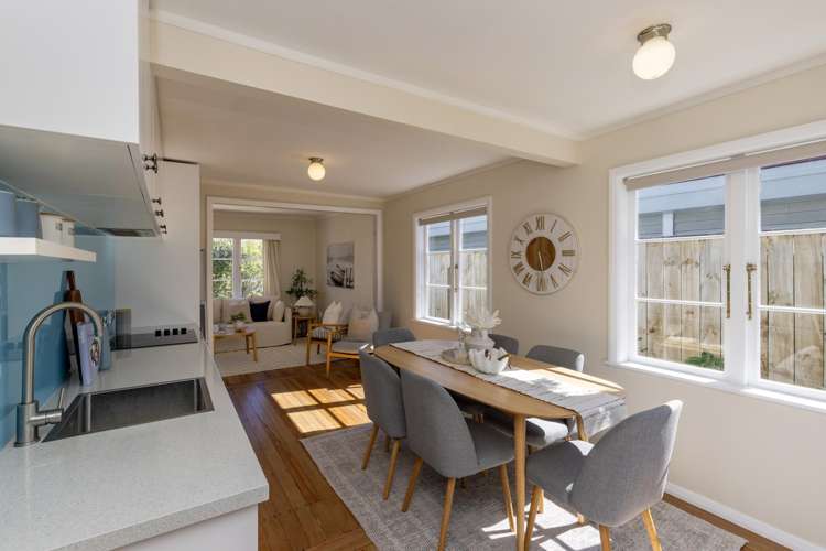 5 Dale Road Raumati South_8