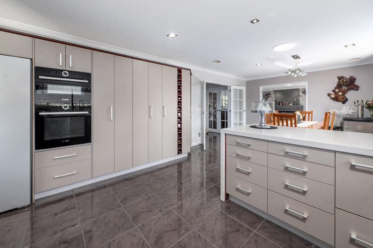 24 Stafford Rise Owhata_10