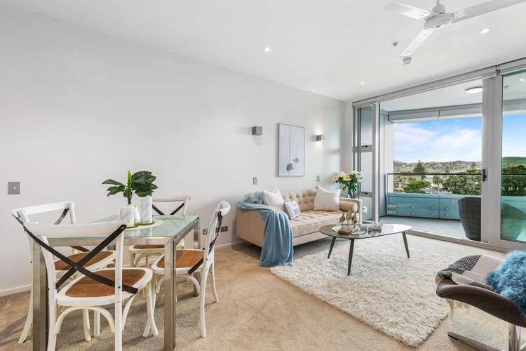 504/11 Tamariki Avenue Orewa_7