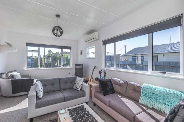 13 Barling Street Himatangi Beach_4