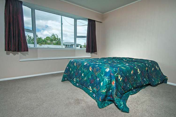 9 Edgerton Road Te Atatu Peninsula_9