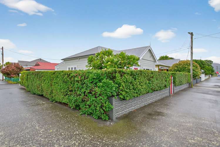 33 Adelaide Street Petone_28