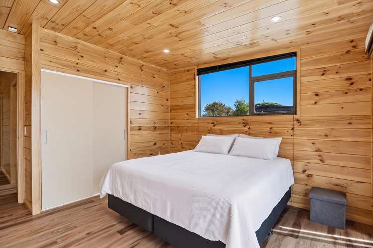 324 and 326 Tangiora Avenue Whangapoua_22