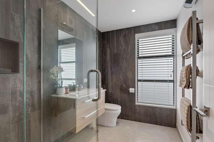 32 Devonport Lane St Albans_21