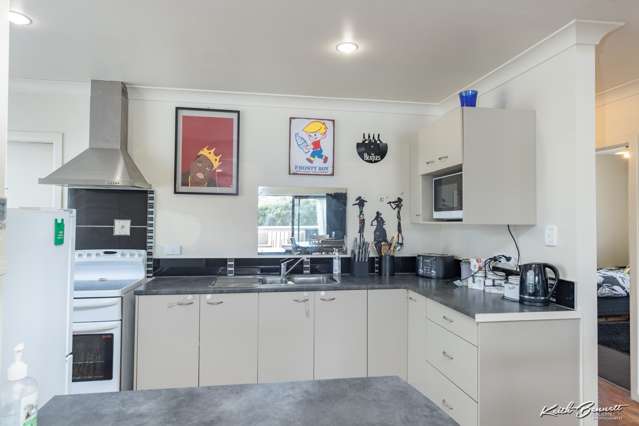 79 Waihemo Street Waitangirua_1