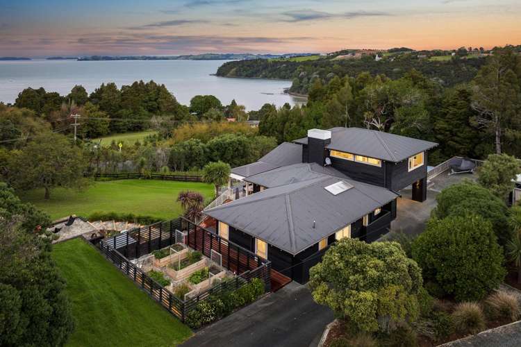 181 Baddeleys Beach Road Matakana_0