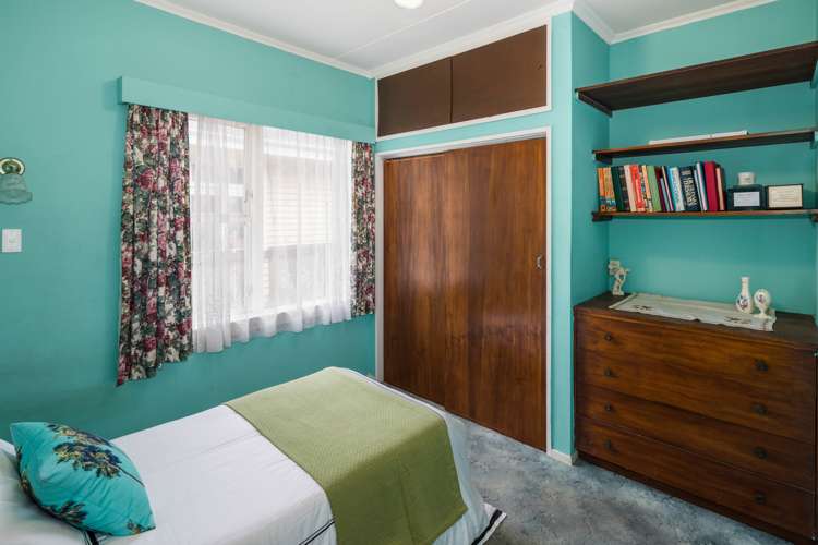 104 Apu Crescent Lyall Bay_9