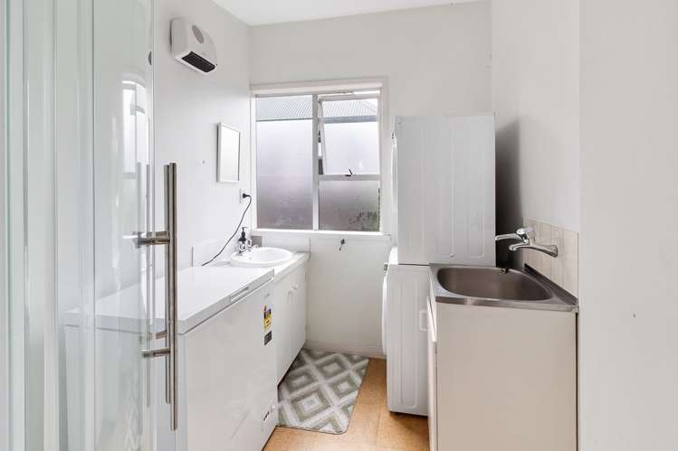 42 Maltby Avenue West End_12