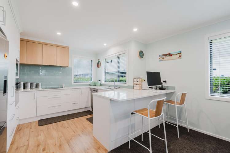 14 Te Tiireke Drive Glenview_4