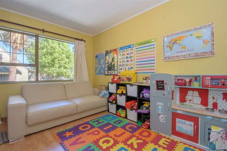 4 Kelvin Place Kelvin Heights_13