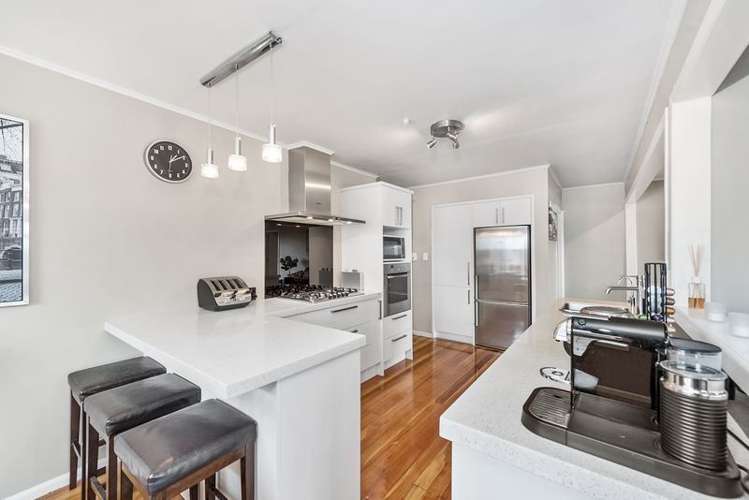 88 Houchens Road Glenview_7