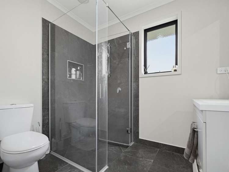 14 Urumaraki Avenue Helensville_15