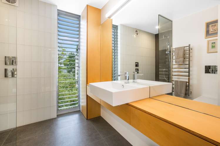 31 Field Way Waikanae Beach_12