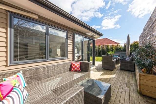 8a Coral Crescent Panmure_1