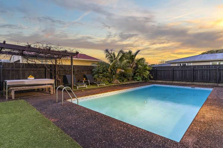 11 Montmere Avenue Te Atatu Peninsula_20