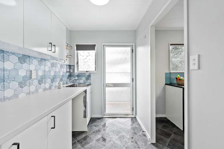 5 Taranui Place Henderson_24