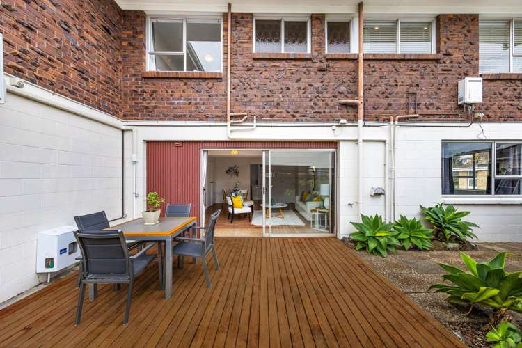 2/134 Taylors Road Mt Albert_16