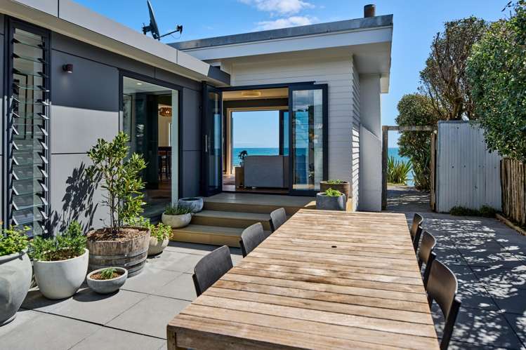 102 The Esplanade Raumati South_4