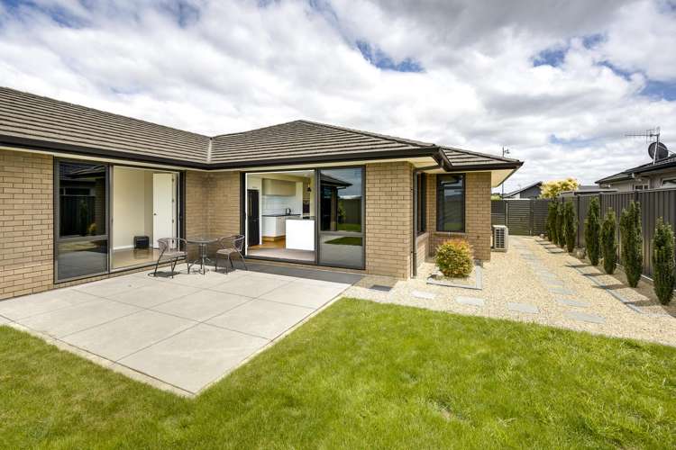 4 Pelorus Avenue Poraiti_1