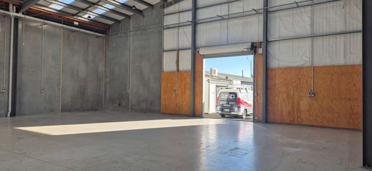 9 Oxford Mews (307 Queen Street) Richmond_1