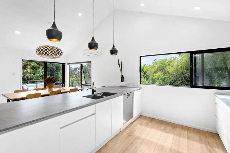 28b Carlton Street Hillsborough_10