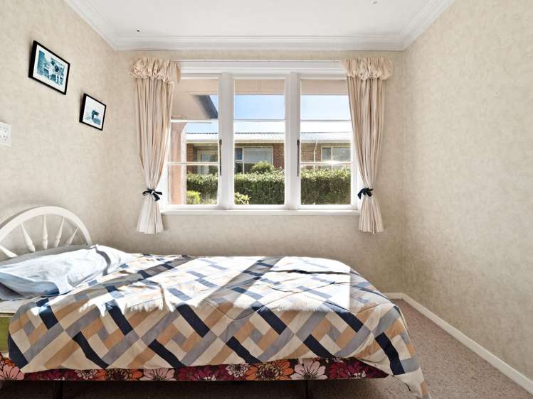 219 Highcliff Road Shiel Hill_11