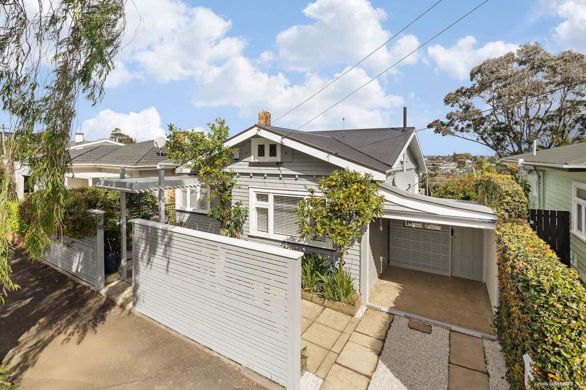 4 Rona Avenue_0