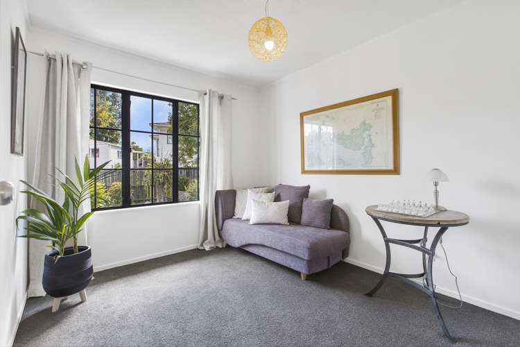 15 Marendellas Drive Bucklands Beach_15