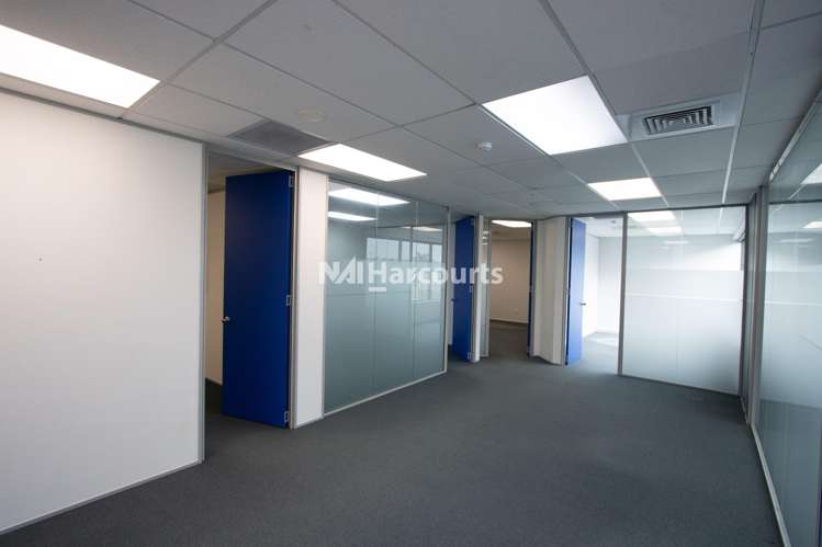 Office 5/46 Taharoto Road Takapuna_2