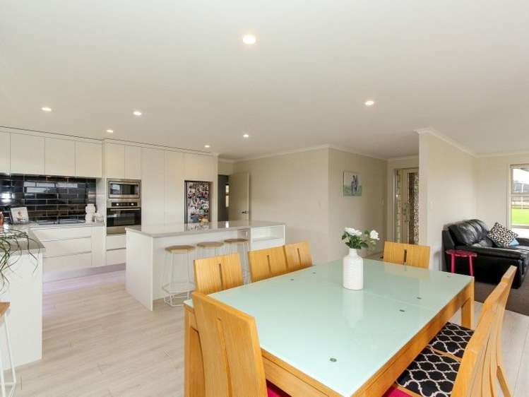 9 Honeyfield Drive Whalers Gate_1