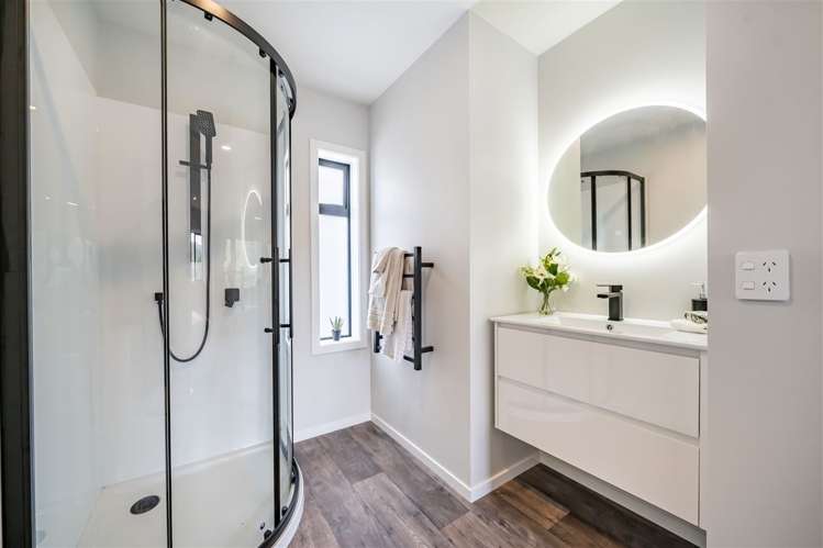 42b Moeraki Road Maoribank_7