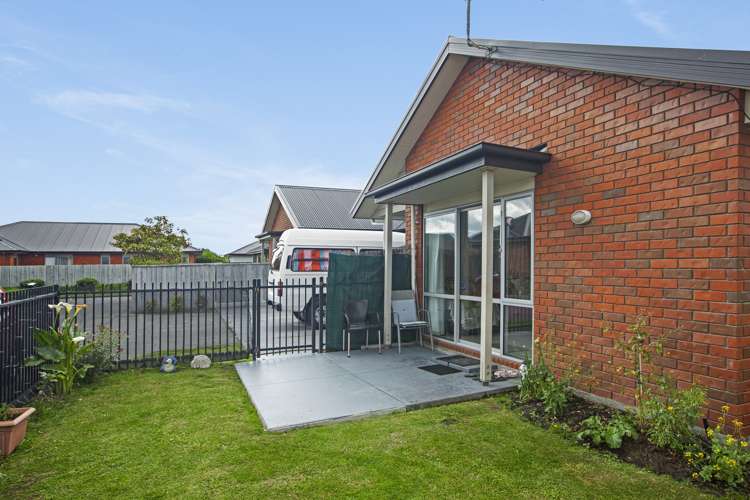 4 Saint Peters Close Woolston_6