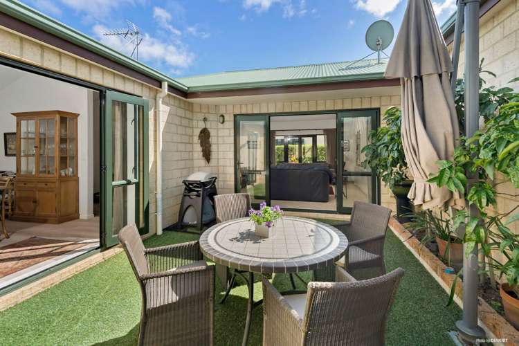 9/52 Taharoto Road Takapuna_15