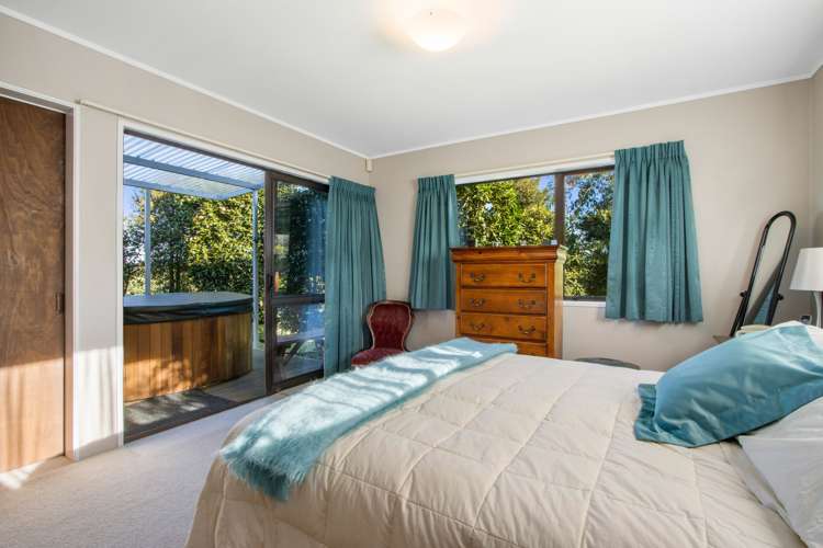 97 Morton Road Aongatete_12