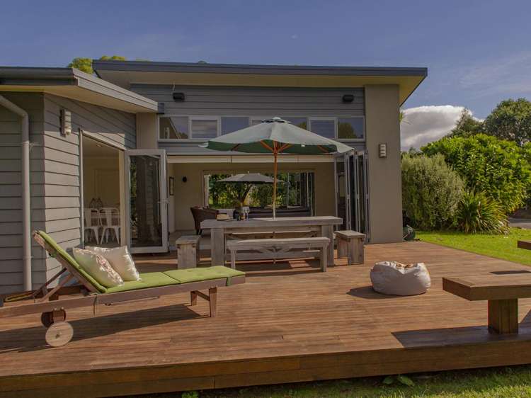 9 Taunui Place Cooks Beach_27