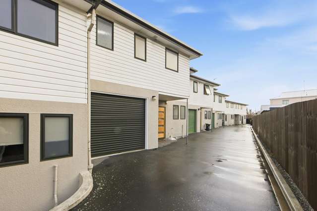 2/23 Austin Street Sydenham_1