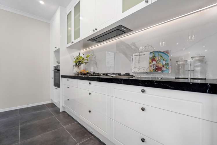 68 Ksenia Drive Flat Bush_14